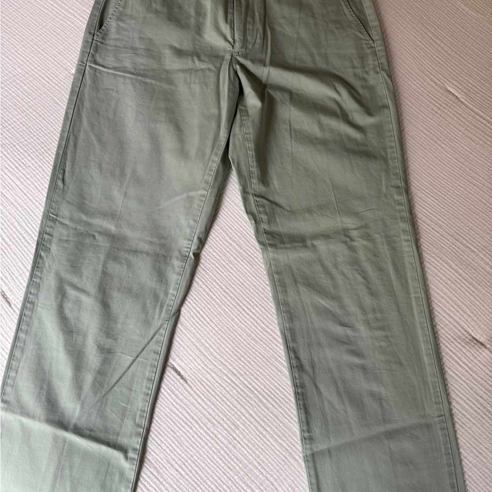 J Crew Men's Pale Green Casual Pants